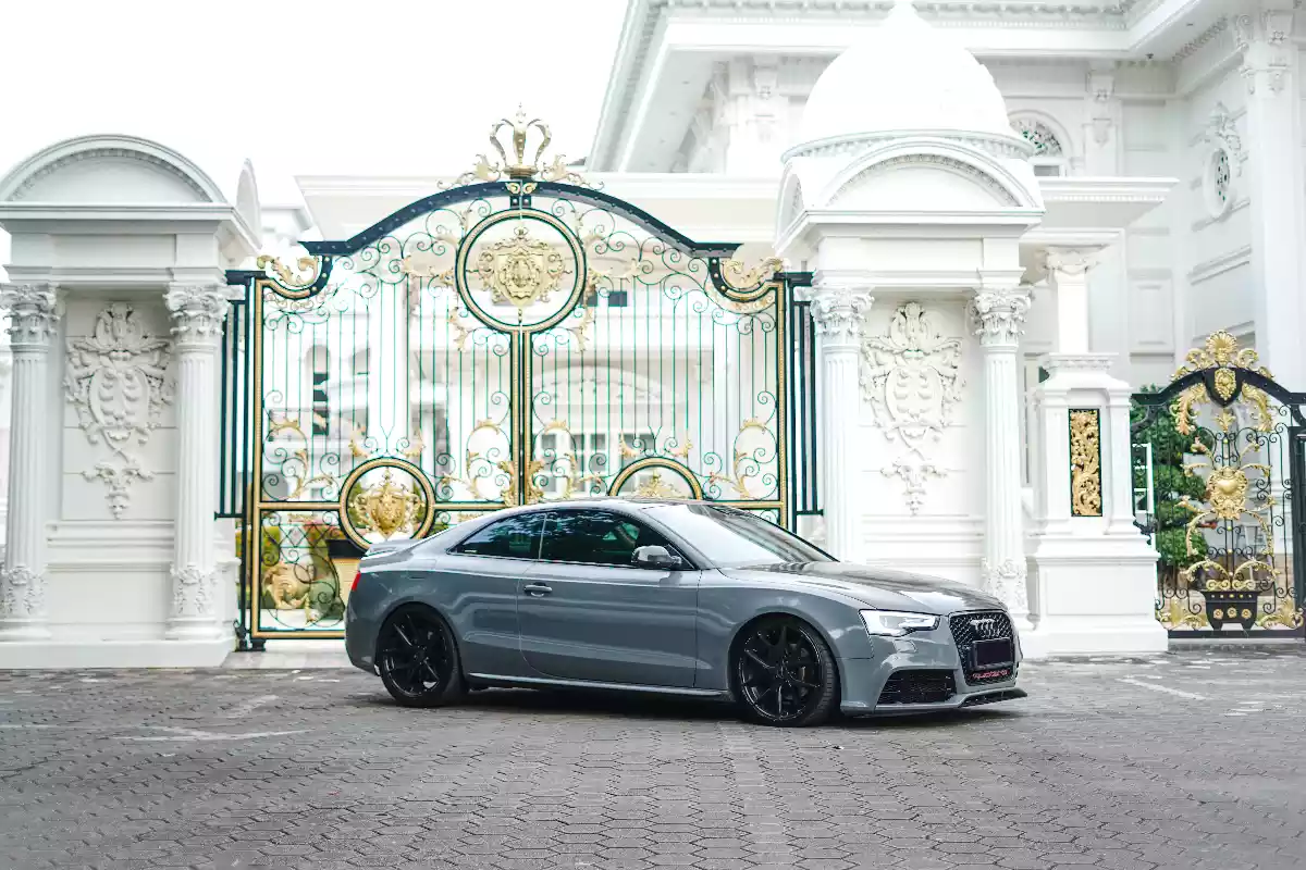 Audi RS5, mobil sport disewakan di Bali